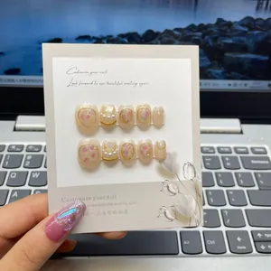 Handmade Press On Nails With Artificial Pearls Dried Flowers Gold Chains Glitter Baroque Sweet Elegant Removable For Women