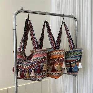 Women Ethnic Style Canvas Tote Bag Large Capacity Commuter Shoulder Bag With Tassels And Geometric Woven Pattern