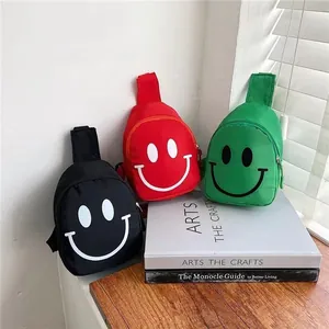 Mini sacs banane en nylon pour enfants avec motif smiley en noir rouge et vert