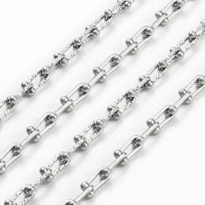 Collana a catena a U in acciaio inossidabile argento con dettagli a sfera lucidi