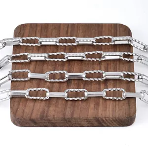 Cadena de acero inoxidable plateado pulido con eslabones de textura para joyería