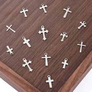Edelstahl Kreuzanhänger Set in Silber für DIY Schmuckherstellung und Halsketten Basteln