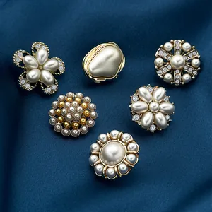 Vintage Zinc Alloy Metal Buttons With Faux Pearl Rhinestone Flower Shape For Cashmere Coat Windbreaker Jacket Decor