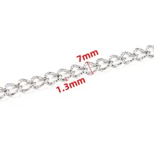 Chaîne à maillons en forme de cœur en acier inoxydable argenté, largeur 7mm et fil 1,3mm
