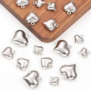 Pendente a Cuore Cavo in Acciaio Inossidabile Accessori per Creazione Gioielli DIY Collana Bracciale Cuore Lucidato Non Sbiadisce Ipoallergenico Donna