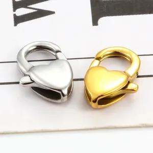 Chiusura a moschettone lucida a forma di cuore in oro e argento per gioielli