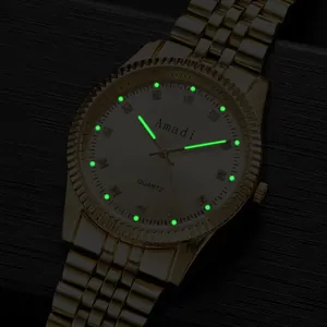 Montre quartz dorée de luxe pour homme avec index lumineux et accents en strass business