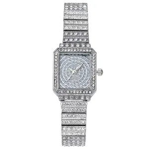 Orologio da donna di lusso al quarzo quadrato con cristalli brillanti e cinturino argento