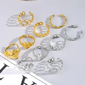 Verstellbare offene Ringe aus Edelstahl in Gold und Silber mit minimalistischen Designs
