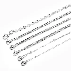Ensemble de colliers en acier titane poli avec maillons box et corde et fermoir mousqueton