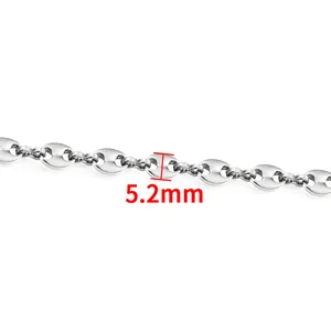 Macro detail of 5.2mm stainless steel mariner coffee bean chain link in silver