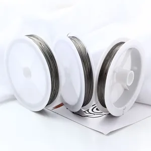 Trois bobines de fil en acier inoxydable argenté pour la création de colliers et bracelets
