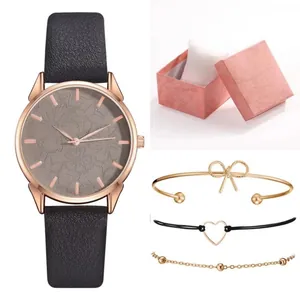 Set regalo orologio al quarzo da donna con quadrante floreale e bracciali coordinati