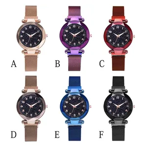 Dameskwartshorloges met sterrenhemel wijzerplaat en magnetische Milanese bandjes in zes kleuren