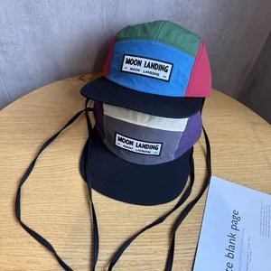 Casquette camper 5 pans à séchage rapide, design color-block et écusson Moon Landing