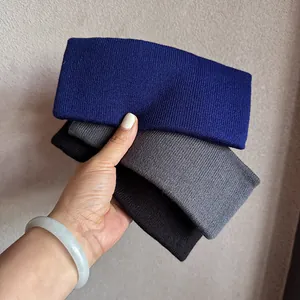 Lot de trois bandeaux de sport élastiques en tricot côtelé bleu marine, gris et noir