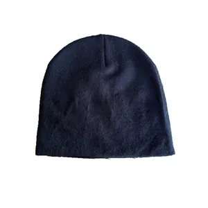Berretto in maglia blu scuro stile minimalista per uomo e donna ideale per l'inverno