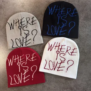 Bonnet en Tricot Jacquard Lettre Graffiti de Rue Unisexe WHERE IS LOVE Cœur Chaud Bonnet d'Hiver Skull Cap Extérieur Hip Hop