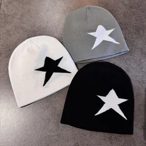 Ensemble de bonnets en tricot à motif étoile noir, blanc et gris style urbain décontracté