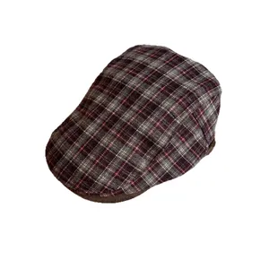 Vintage checkered flat cap for women in red-brown wool blend with classic short brim