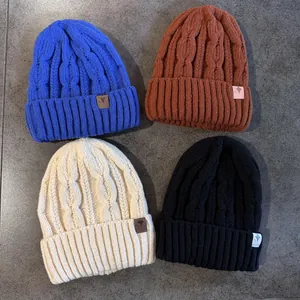 Donna Invernale Caldo Berretto Beanie a Treccia Con Patch a Stella Moda Acrilico Berretto Slouchy Tinta Unita Accessori Copricapo