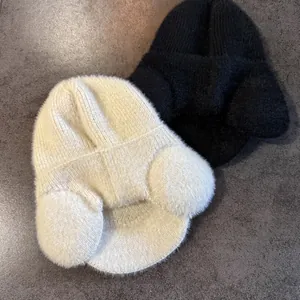 Bonnets d'hiver en tricot avec protège-oreilles en crème et noir, doublés polaire
