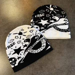 Set of 2 knitted beanies with skull and star patterns for Halloween fashion