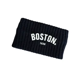Bandeau de sport en maille noire d'hiver avec imprimé Boston 1630 et texture côtelée