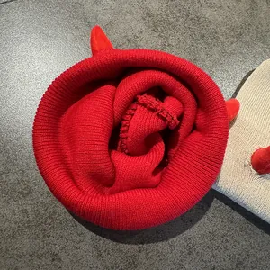 Berretto in maglia hip hop con corna da diavolo rosso, cappello invernale caldo unisex