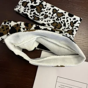 Cow print jacquard knitted sports headband with high elasticity for outdoor exercise