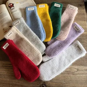 Women's Korean Style Plush Rabbit Hair Blend Mittens Winter Warm Thickened Solid Color Gloves With Fashion Letter Patch