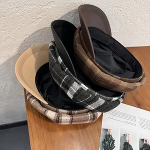 Retro plaid newsboy caps with leather brim in four classic autumn colors and wool fabric