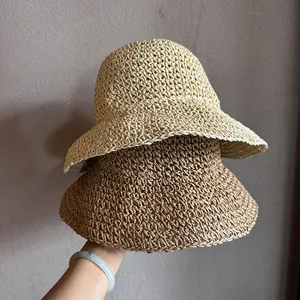 Chapeau de Pêcheur en Paille de Papier Tissé à la Main pour Femmes Large Bord Ondulé Protection Solaire Été Plage Voyage