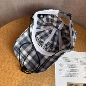 Japanische Retro-Karo-Baseballkappe mit West Coast-Stickerei und verstellbarem Windseil