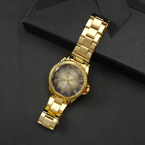Classic gold stainless steel quartz watch with gradient dial and metal chain link strap