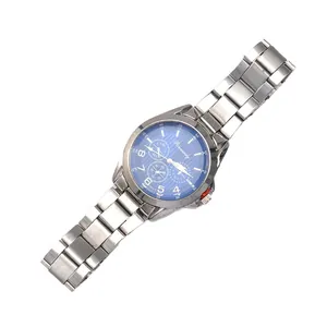 Orologio da uomo al quarzo con quadrante blu e cinturino in acciaio inossidabile