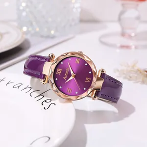 Montre quartz femme avec cadran violet radial, boîtier or rose et bracelet cuir verni