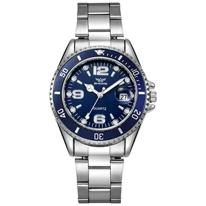 Montre à quartz élégante pour homme avec bracelet en acier inoxydable et cadran bleu chic