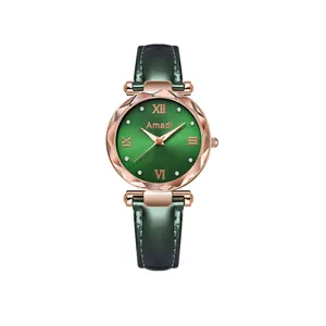 Vue détaillée du cadran vert rayons de soleil et de la lunette en or rose taillée diamant
