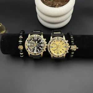 Set orologio al quarzo di lusso da uomo dorato con bracciali di perline leone e lupo