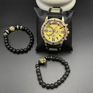 Orologio uomo oro con cinturino in silicone nero e braccialetti di perline di lusso