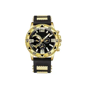 Orologio da uomo lussuoso nero e oro con cinturino in silicone e quadranti cronografici