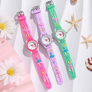 Details von rosa und lila Ballerina Quarzuhren mit 3D geprägten Silikonarmbändern