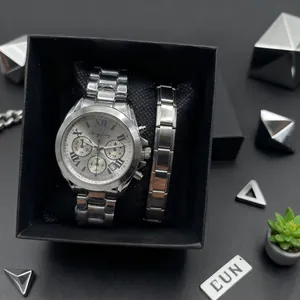 Silver stainless steel men watch and bracelet set in luxury black gift box with decor