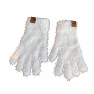 Gants d'hiver en peluche blanche pour femme avec fonction tactile et écusson en cuir HL