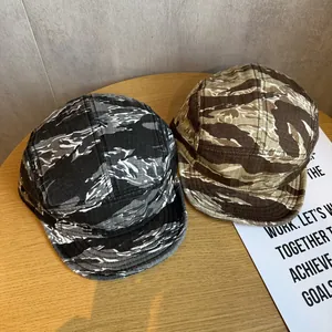 Outdoor 5-panel camouflage camp cap with a flat brim and durable twill fabric