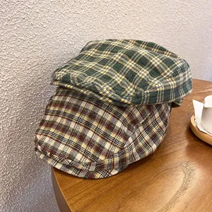 Vintage British Plaid Flat Cap Retro Cotton Polyester Newsboy Cap With Adjustable Metal Buckle For Men Women Warm Winter Hat
