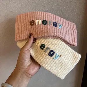 Bandeaux en tricot rose et beige avec lettrage 3D energy pour le sport et l'hiver