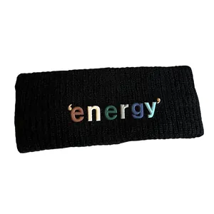 Bandeau tricoté noir avec lettres 3D colorées energy pour le sport et la mode d'hiver
