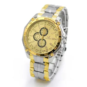 Détail macro de la montre bicolore argent et or ORLANDO avec cadran tachymétrique pour homme